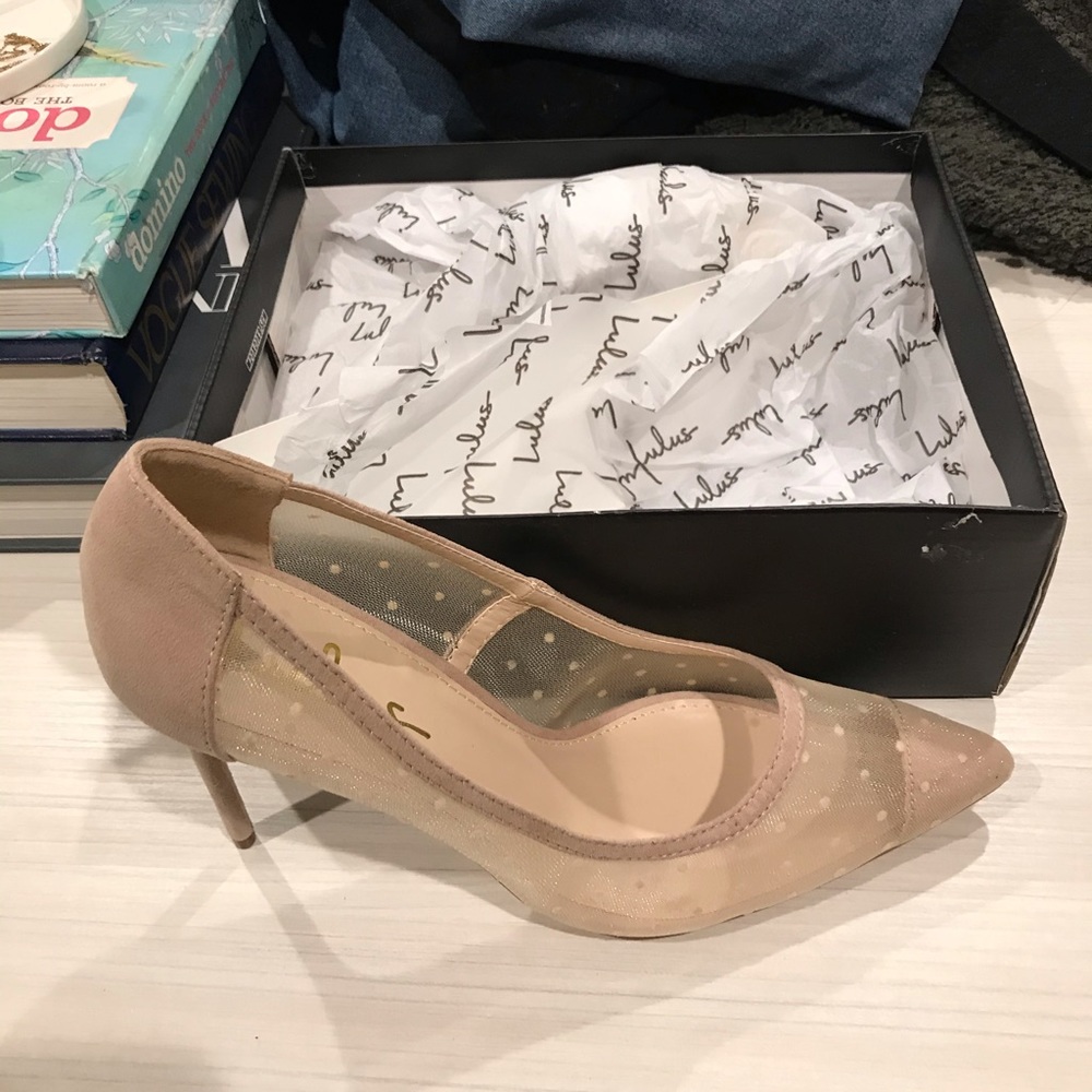 NWT lulus sheer polka dot heel